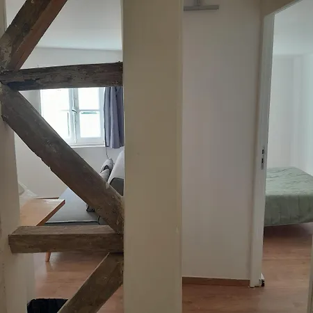 Chiado Carmo Sunny Apartment