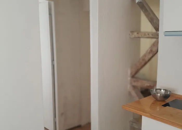 Chiado Carmo Sunny شقة